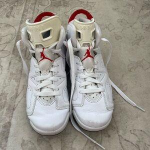 Jordan Kids' Air Jordan 6 Retro White/Red Sneakers